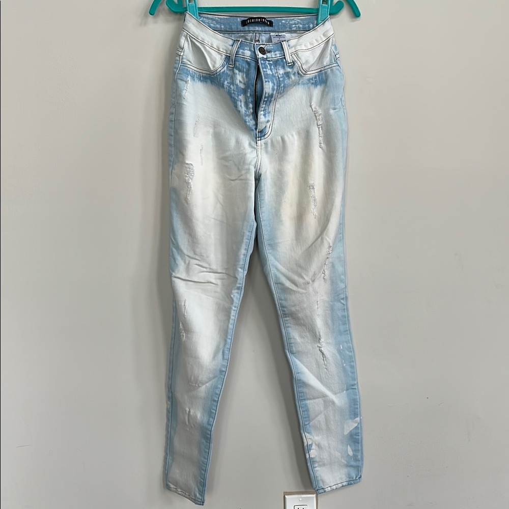 Light Blue Distressed Women's Jeans